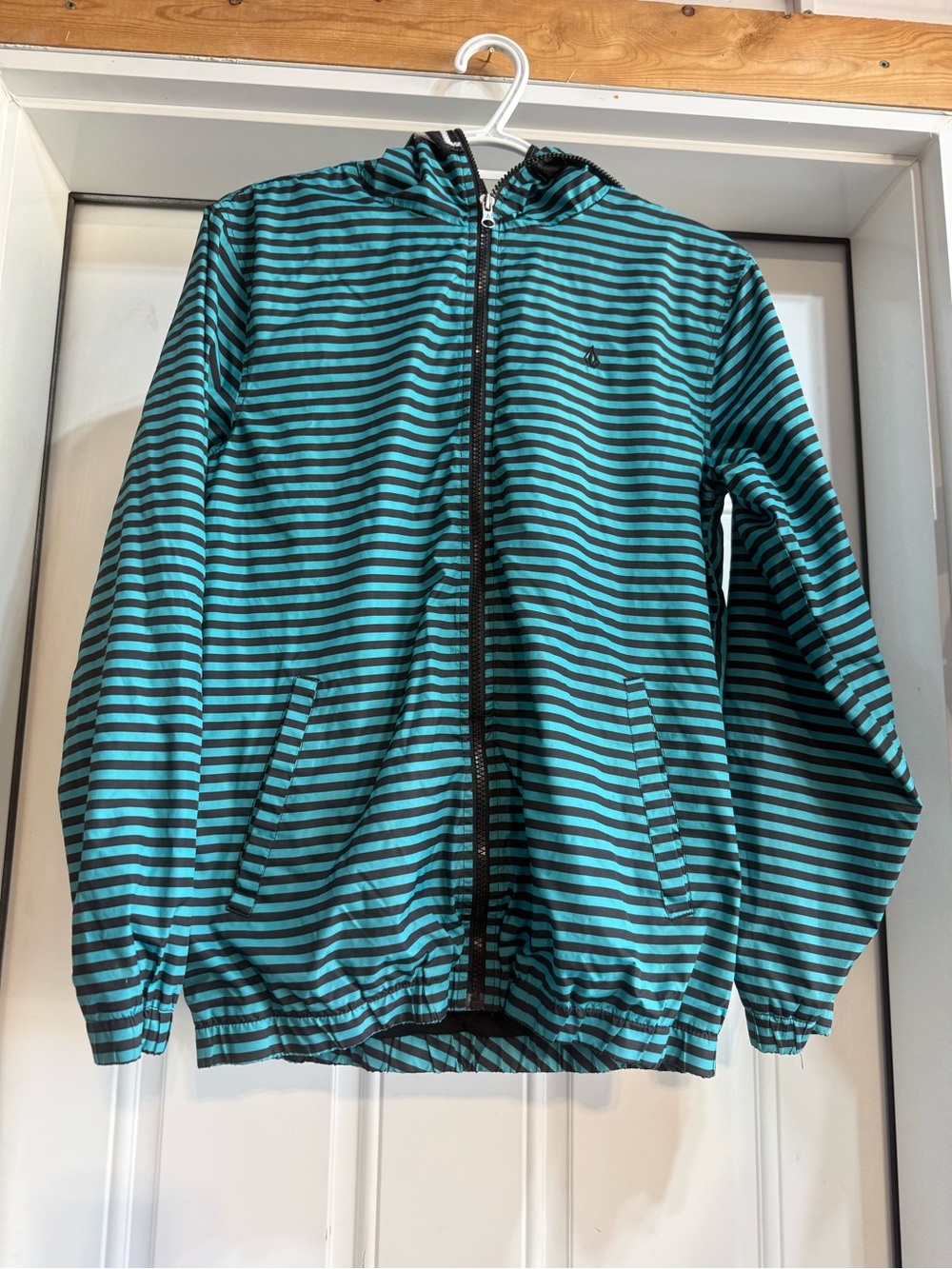 Volcom Boys Striped Hooded Windbreaker - Teal and Black sz XL (16)